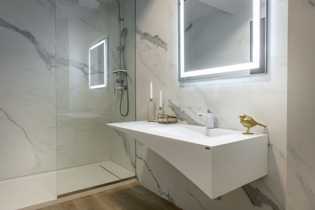 KUMA washbasins at Mirage Hotel Bucharest